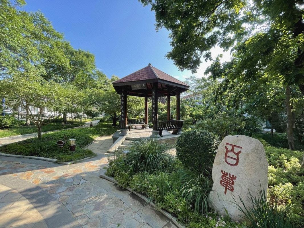 北戴河海情酒店(老虎石公园店)