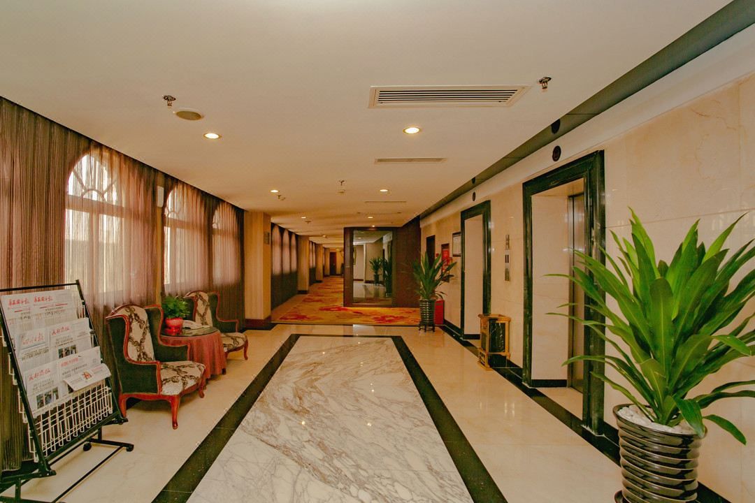天仁大酒店(成都宽窄巷子奎星楼街店)
