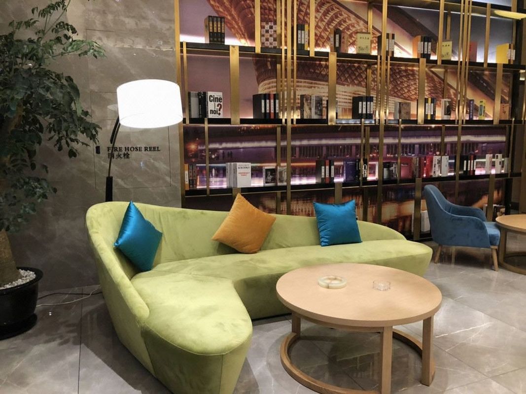 德林酒店(成都龙湖北城天街五块石地铁站店)