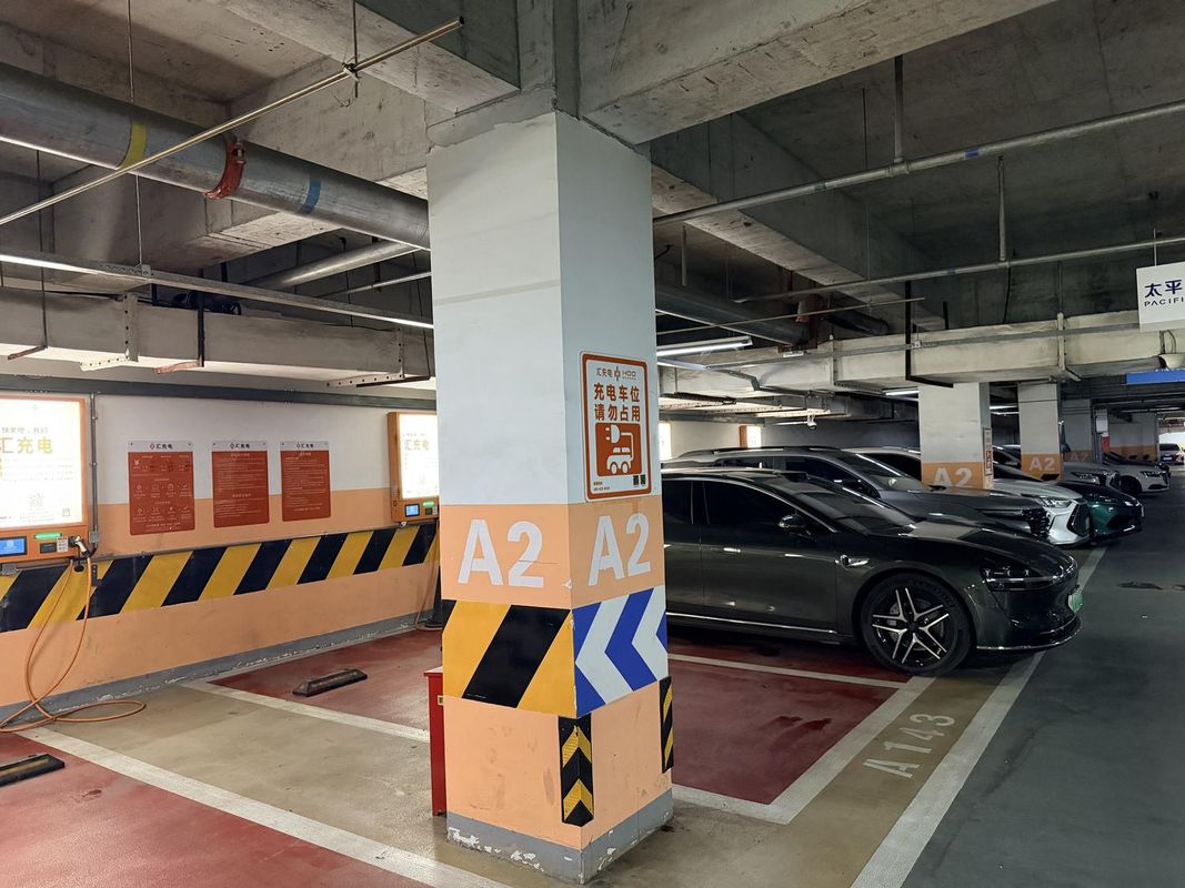谷兹.铂雅名人泰明酒店(成都高新保税区龙湖蜀新天街店)