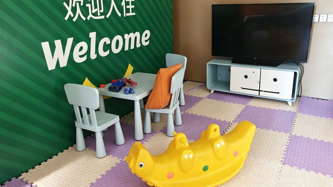 南京玄武湖假日酒店