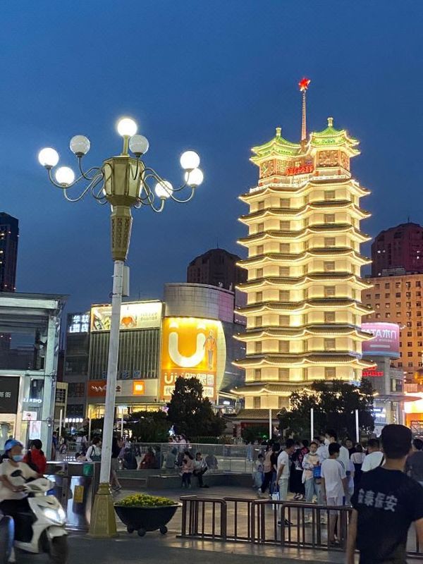 涵唐酒店(郑州站西广场店)