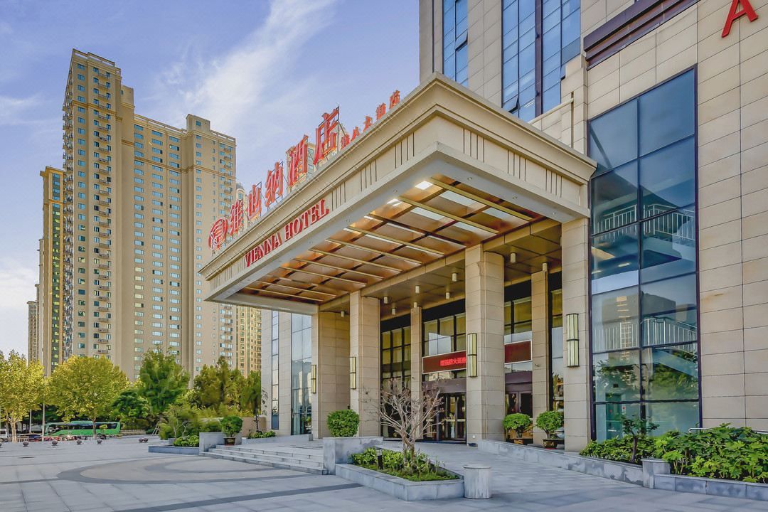 维也纳酒店(郑州第八大街经开中心广场地铁站店)