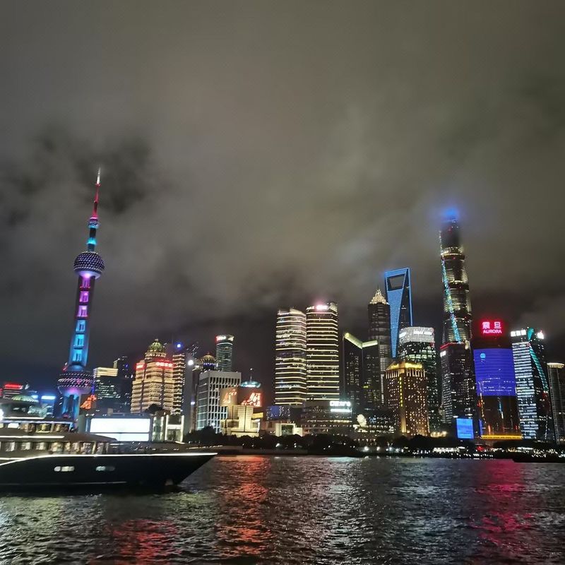 景莱&middot;臻选酒店(上海静安大宁灵石公园店)