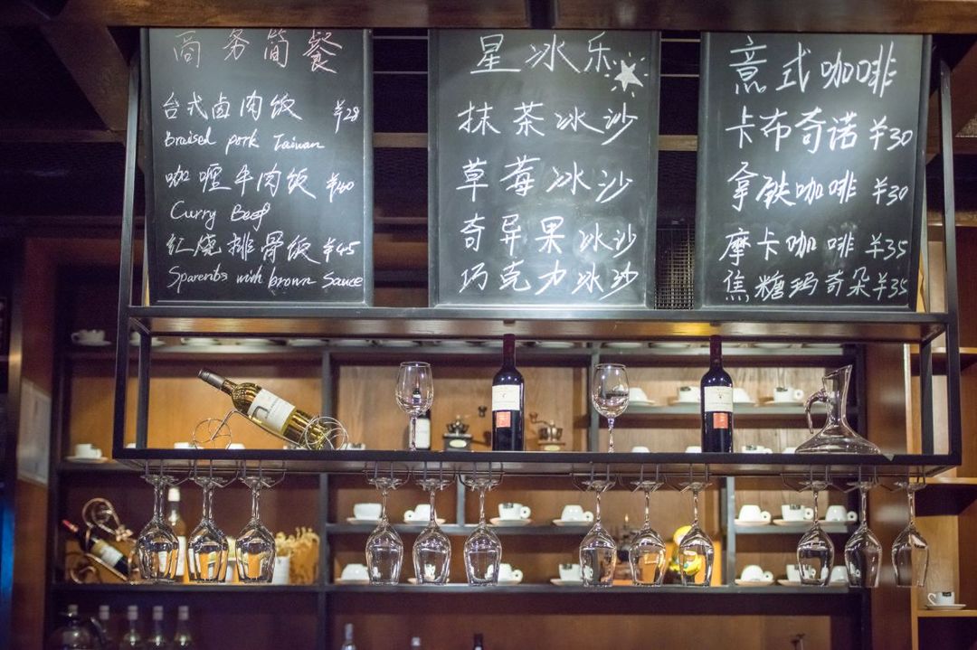 上海美亚璟庭酒店(嘉定新城白银路地铁站店)