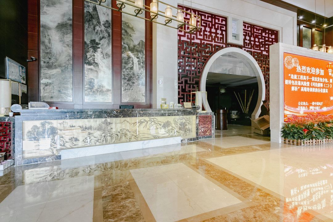 武汉藏龙大道高铁凯瑞国际酒店