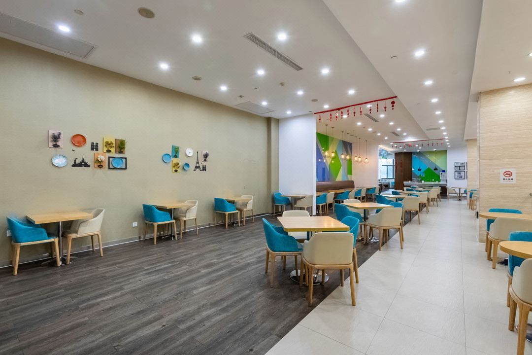 苏州长江智选假日酒店(玉山路地铁站店)