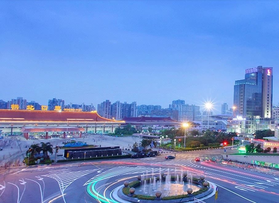 珠海金叶五洲皇冠酒店(拱北口岸高铁站店)