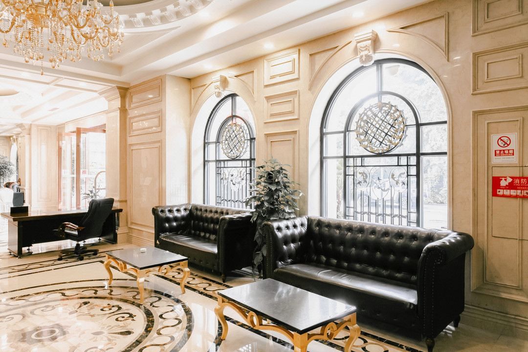 埃菲尔国际酒店(成都太平园红牌楼地铁站店)