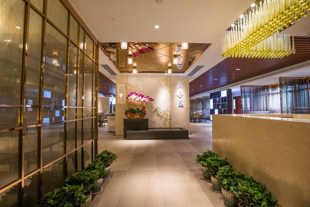 大河国际饭店(郑州东站店)
