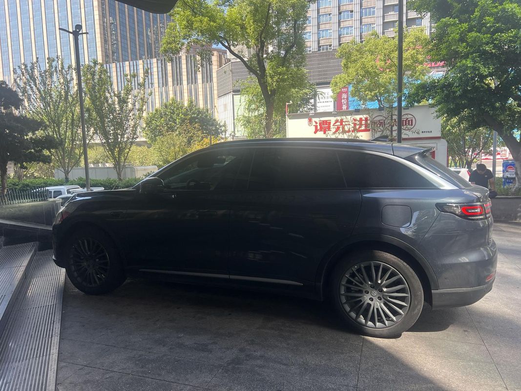 重庆南岸开元名庭酒店(南坪万达步行街店)