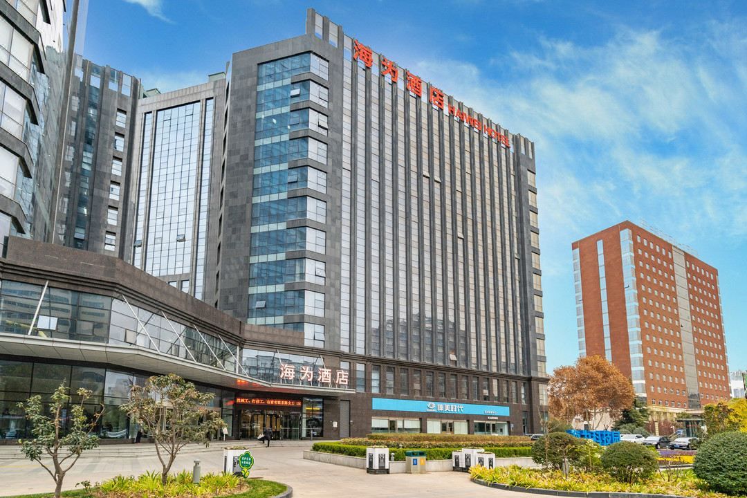 海为酒店(二七万达第二人民医院地铁站店)