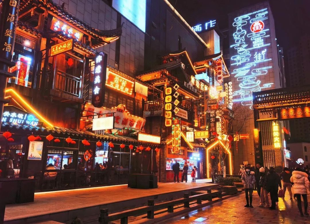 合肥高铁南站北广场怡程酒店
