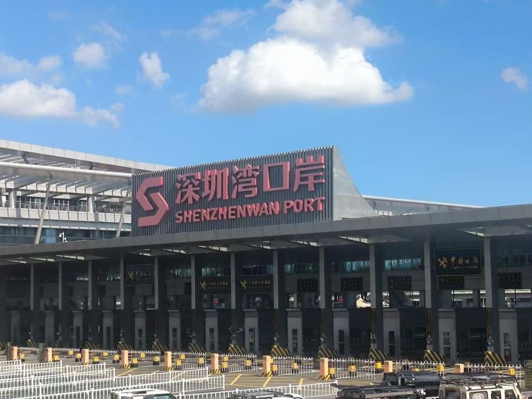 深圳南山深铁塘朗城君璞酒店