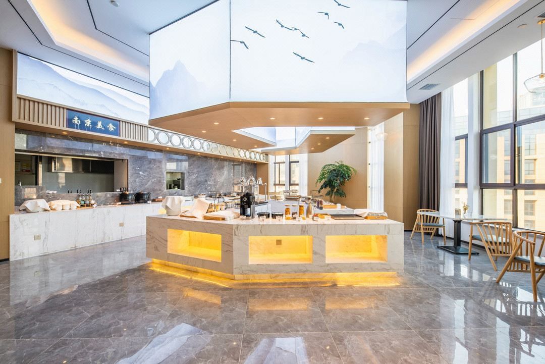 南京板桥吾悦广场亚朵酒店