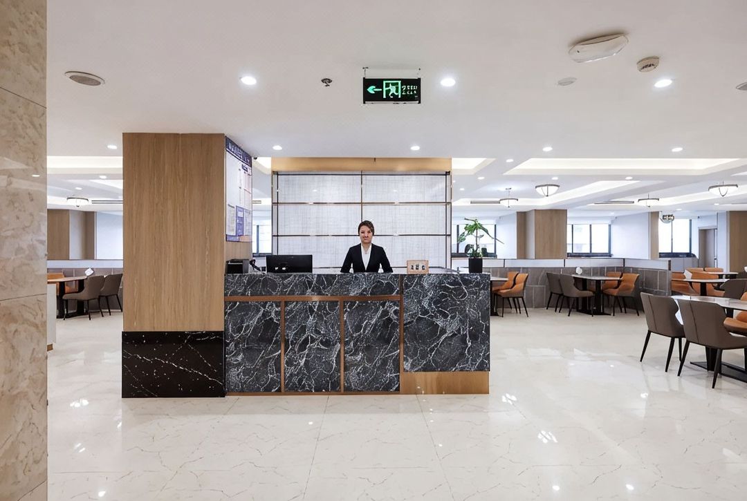 纯泊酒店(成都双流国际机场珠江路地铁站店)