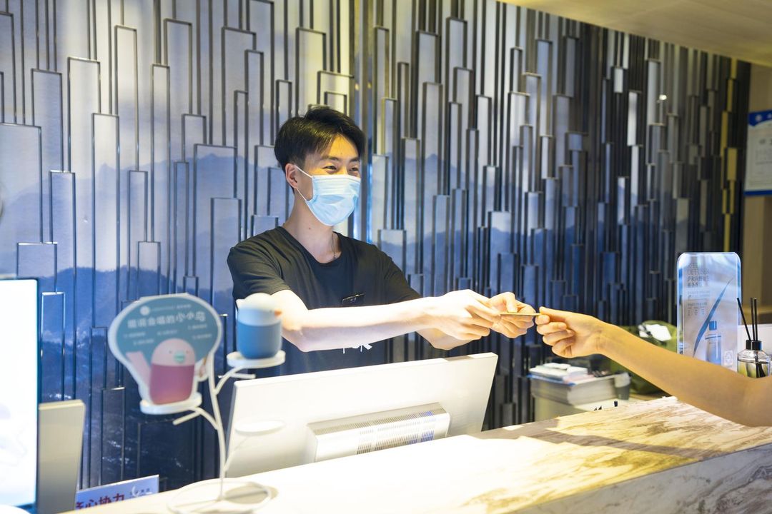 云束酒店(西安北二环文景路店)