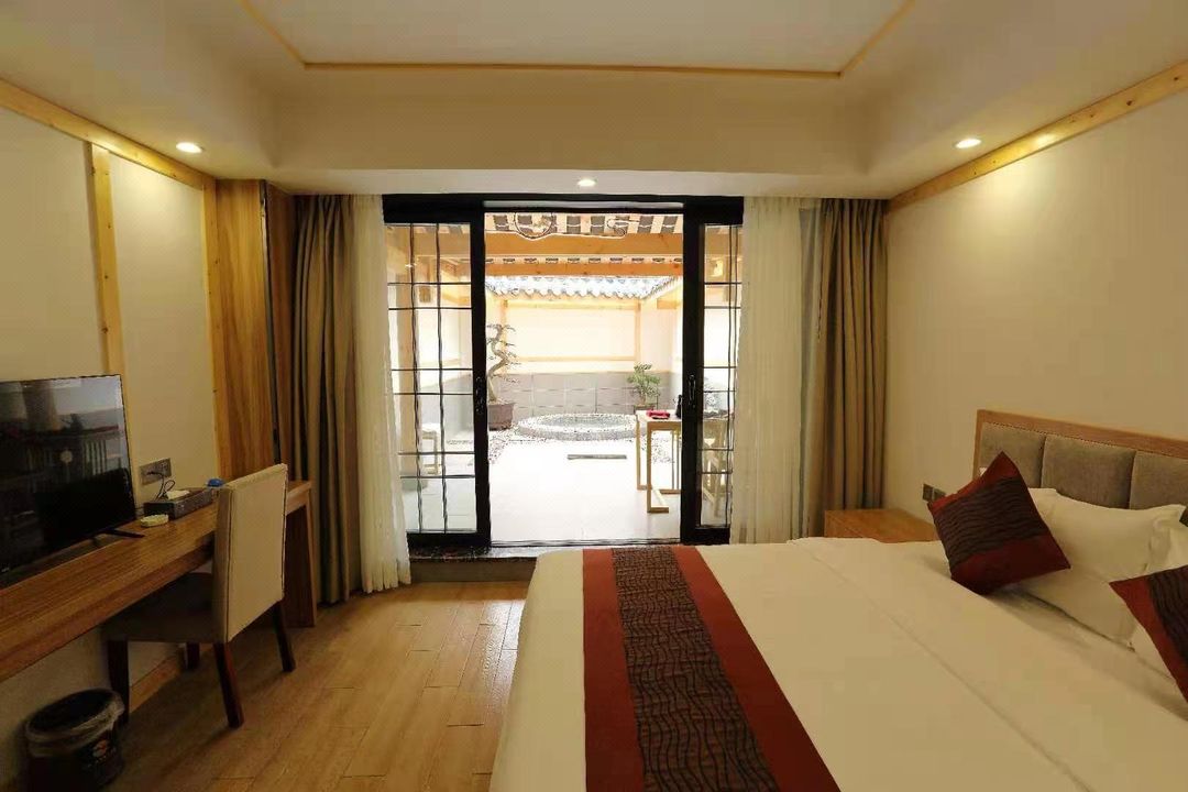 崇州拉菲&middot;玉龙温泉酒店(九龙沟景区店)