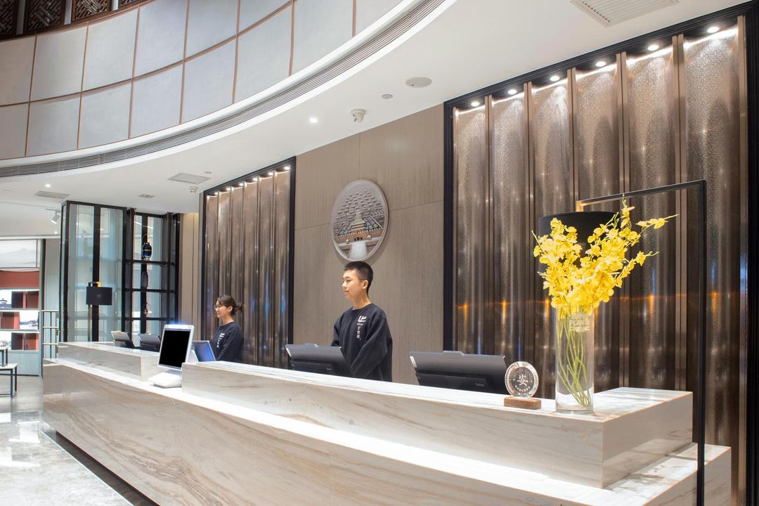 北京劲松地铁站亚朵酒店