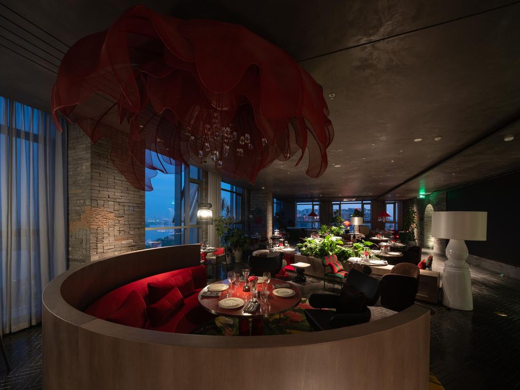 宁波滨江奥体中心亚朵S酒店