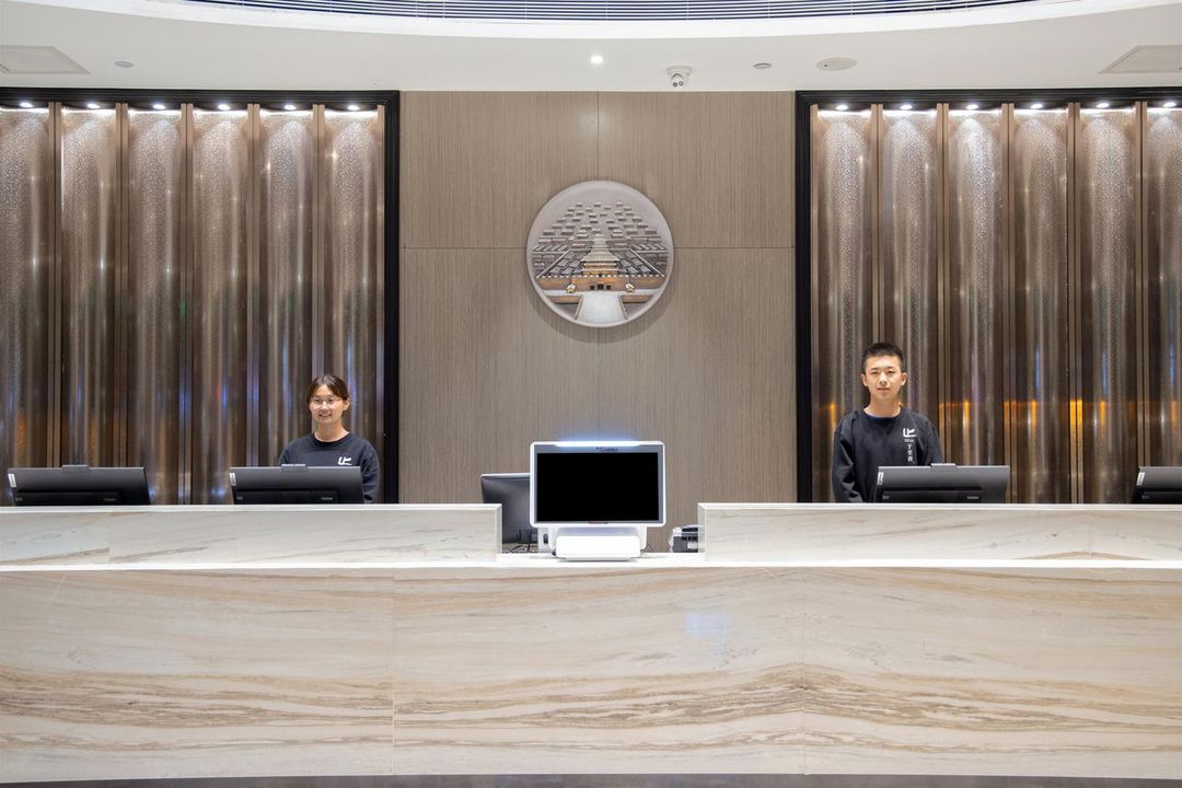 北京劲松地铁站亚朵酒店