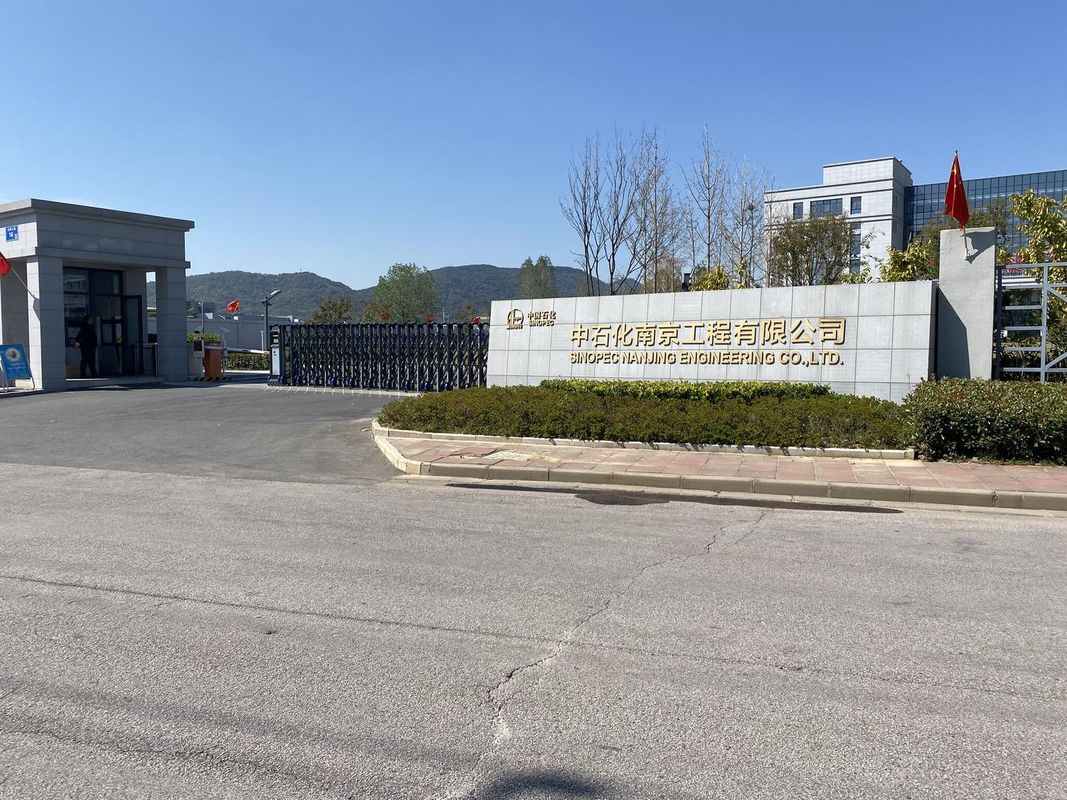 南京仙林大道金马路亚朵酒店