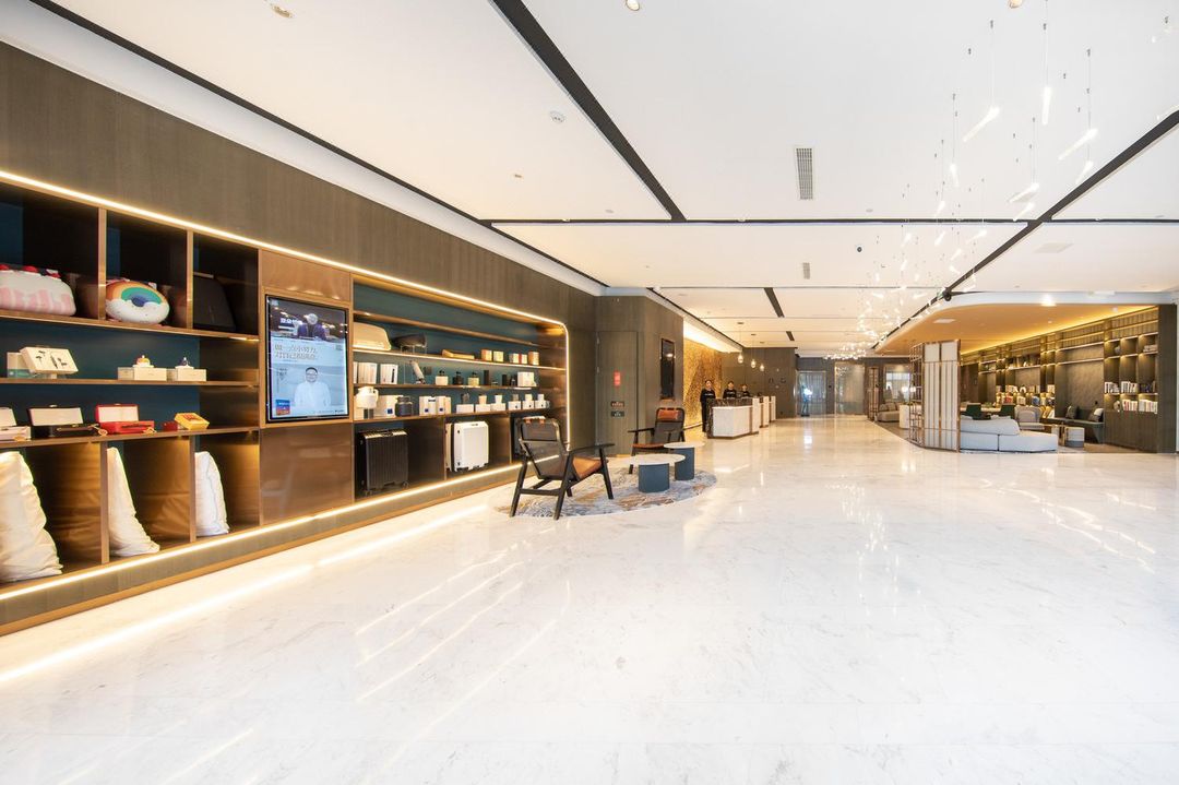 济南华山环宇城亚朵酒店