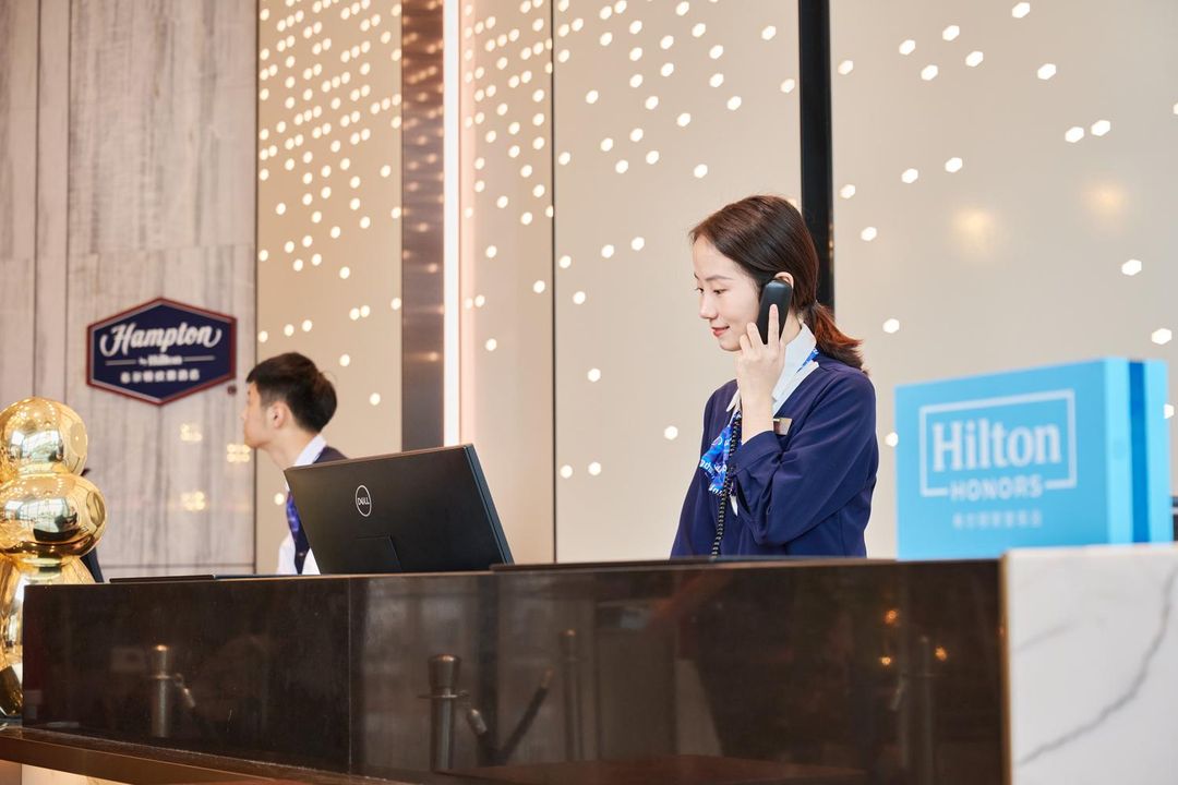 成都郫都高新希尔顿欢朋酒店