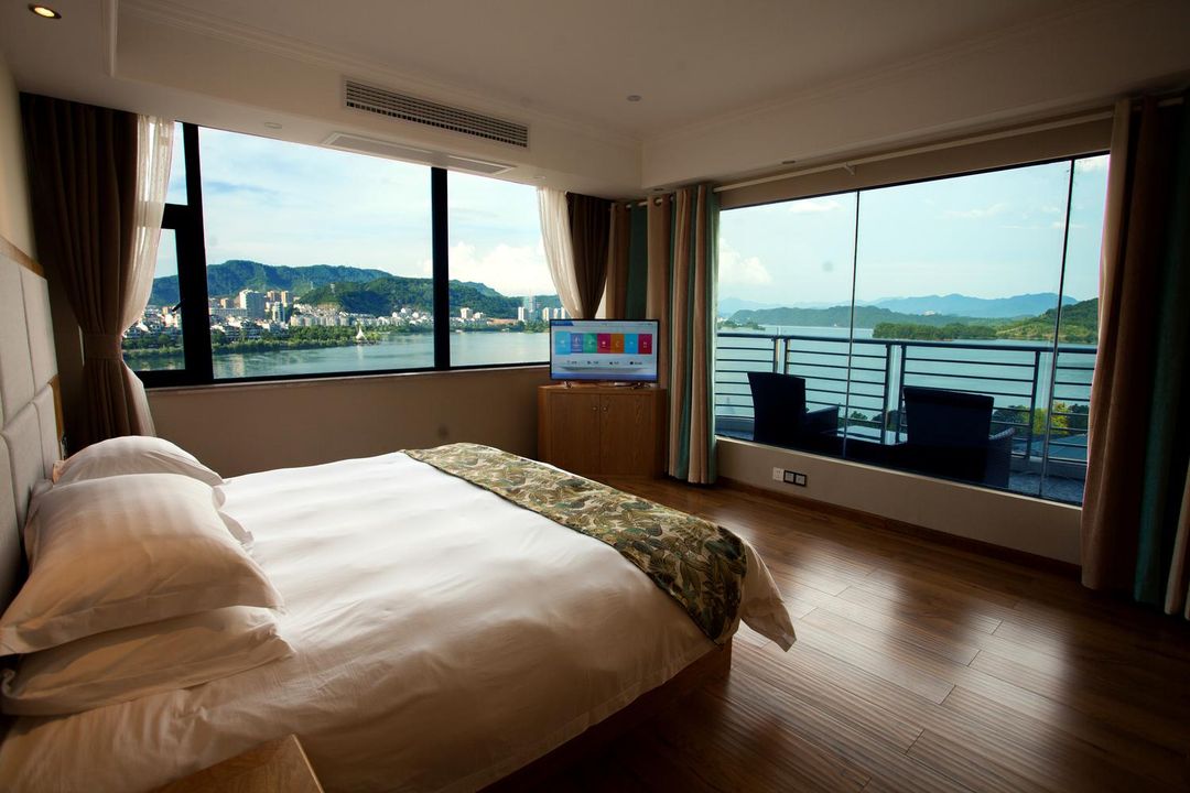 千岛湖怡途湖景酒店
