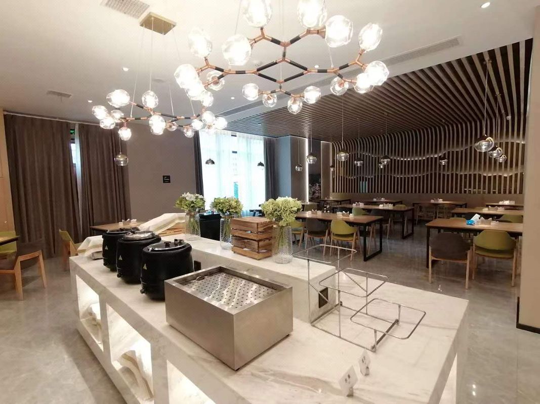 武汉木兰陂商大厦亚朵酒店