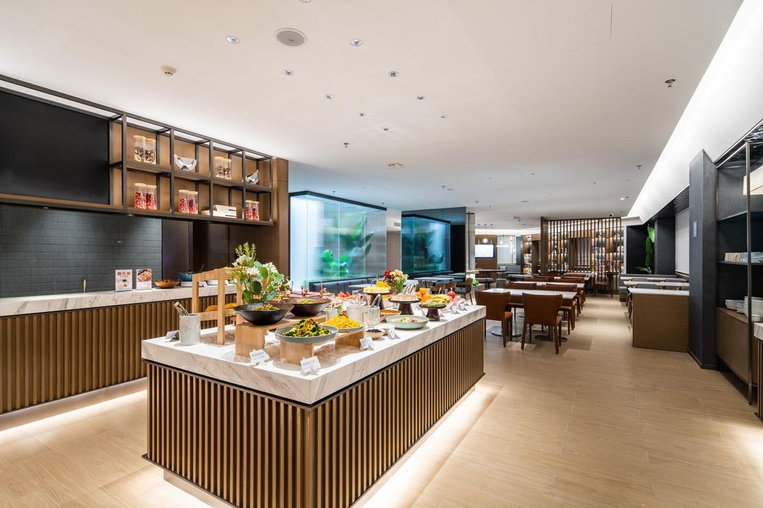 沈阳站医大一院亚朵酒店