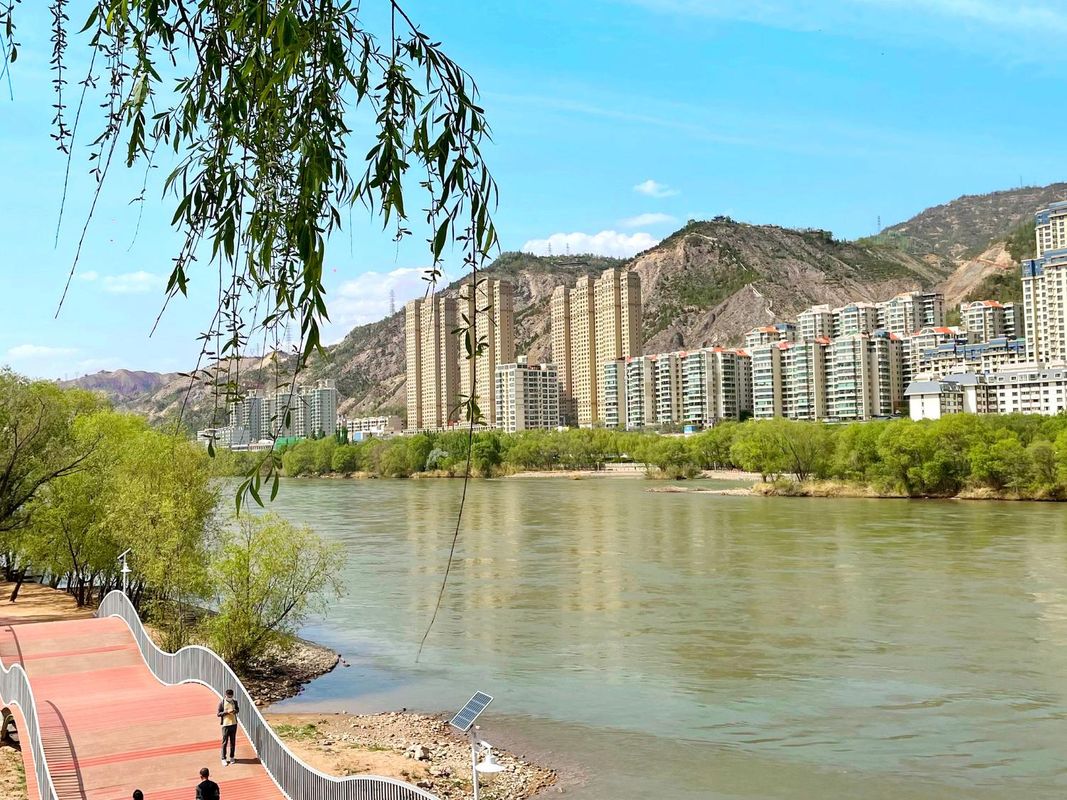 兰州中心黄河&middot;隐然水岸河景酒店