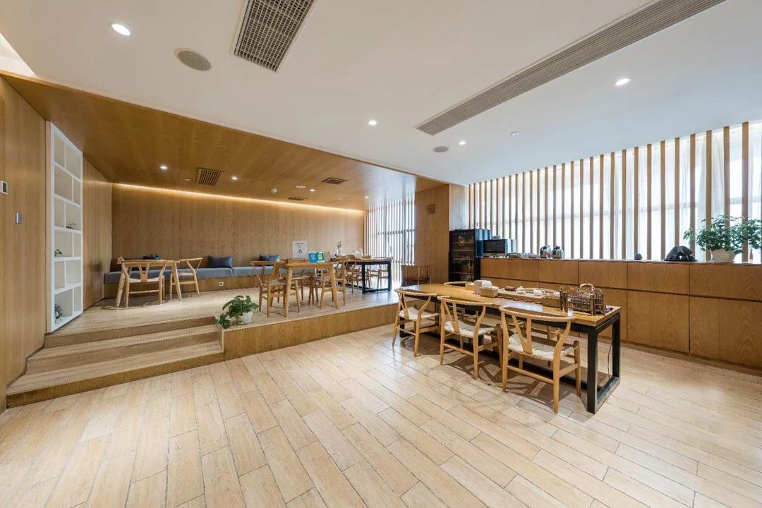 无锡南长街太湖大道亚朵X酒店