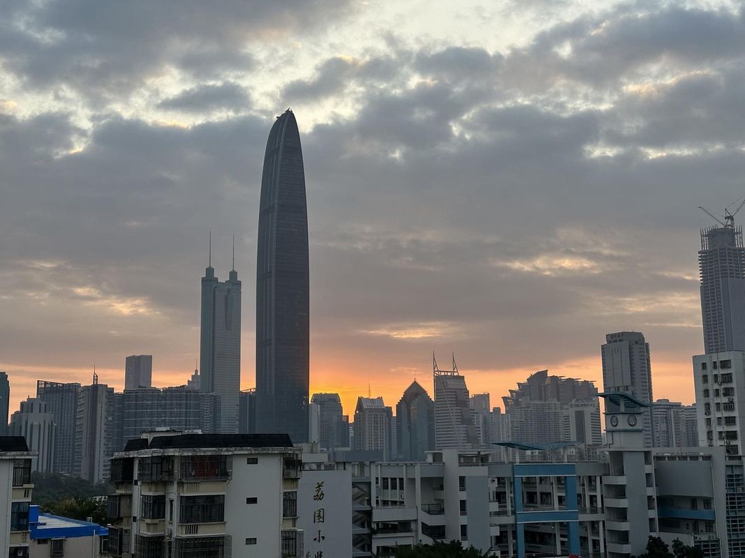 深圳华强北振兴路亚朵酒店