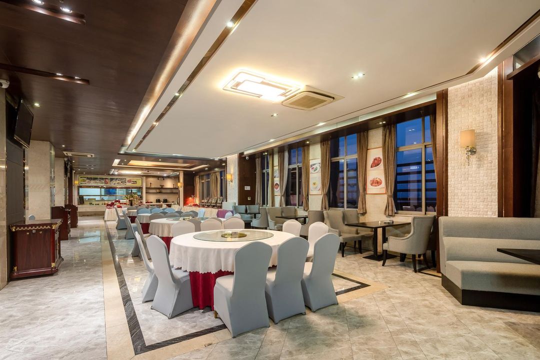 百灵酒店(贵阳喷水池紫林庵地铁站店)