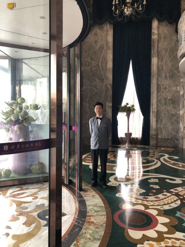 杭州东新瑞莱克斯酒店(新天地运河店)