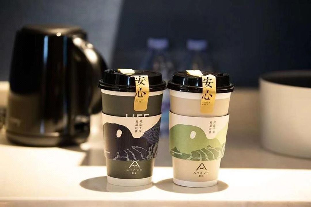 沈阳中街故宫玫瑰亚朵酒店