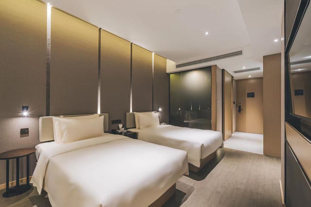 上海北外滩长阳路亚朵酒店