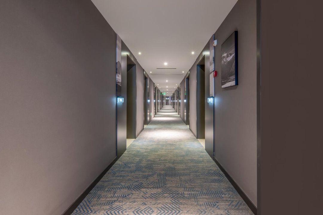 张家港万达广场华昌路亚朵酒店