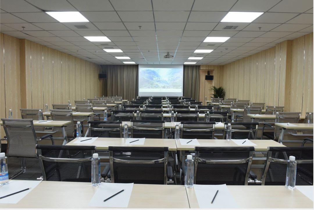 沈阳浑南奥体中心亚朵酒店