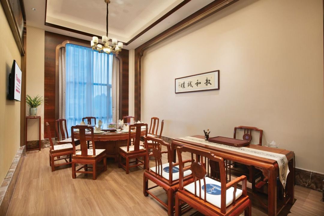 东莞松山湖华美达广场酒店