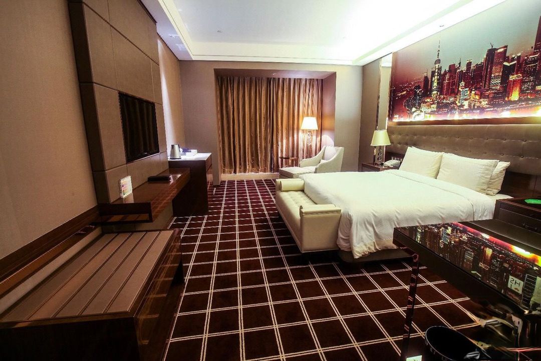 上海皇廷世际酒店