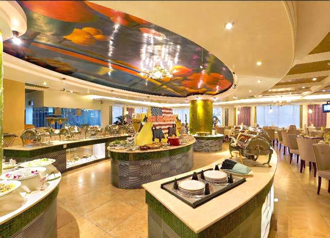 绿洲大酒店(昆明南屏步行街店)