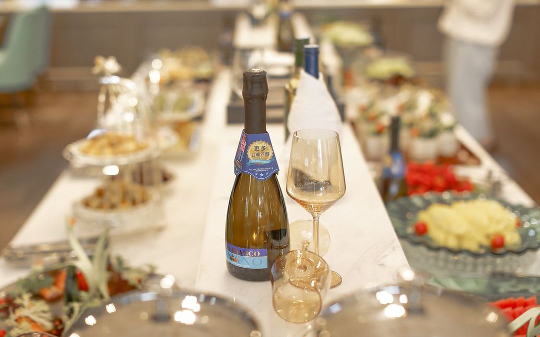 西安巴塞罗奥仕登酒店(明城墙长乐门地铁站店)