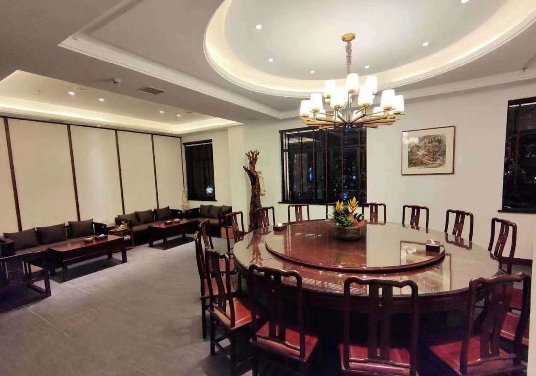 华瑞和酒店(省博物院五一广场店)