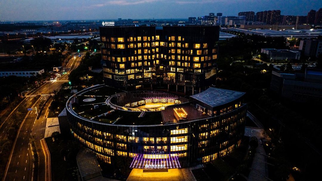 南京北站文景酒店(星火路地铁站江北龙湖天街店)