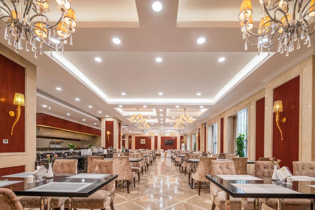 郑州文森特国际酒店(市体育中心地铁站店)