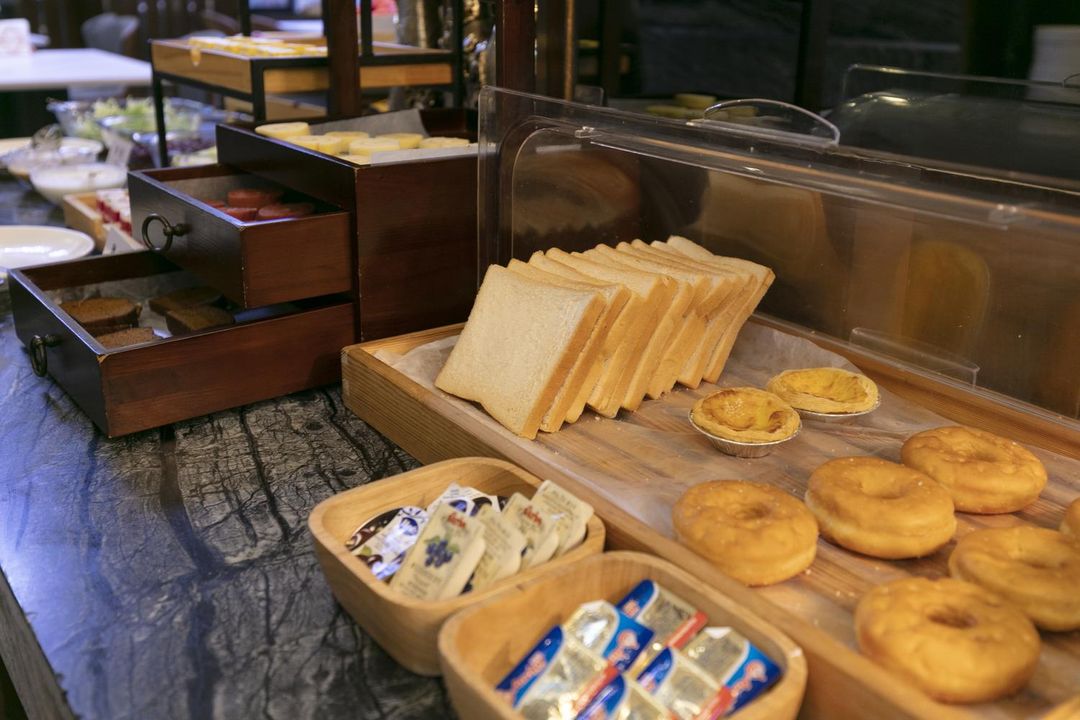 泊联汇环球大酒店(重庆杨家坪步行街店)