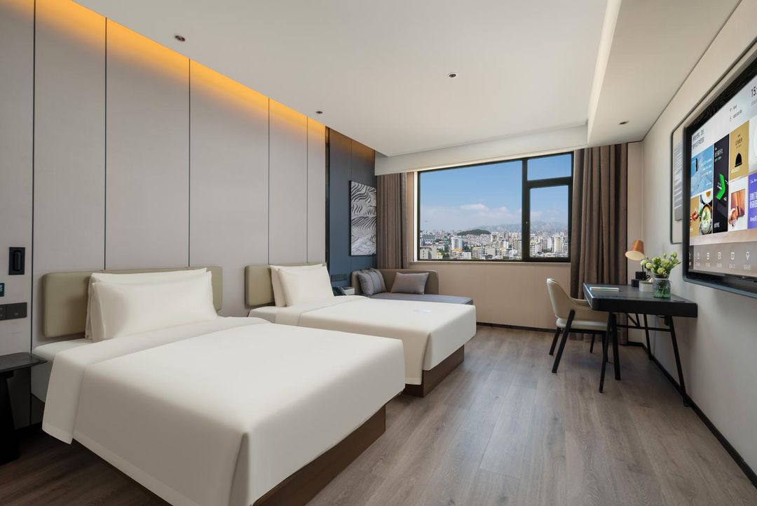 青岛金沙滩石油大学亚朵酒店