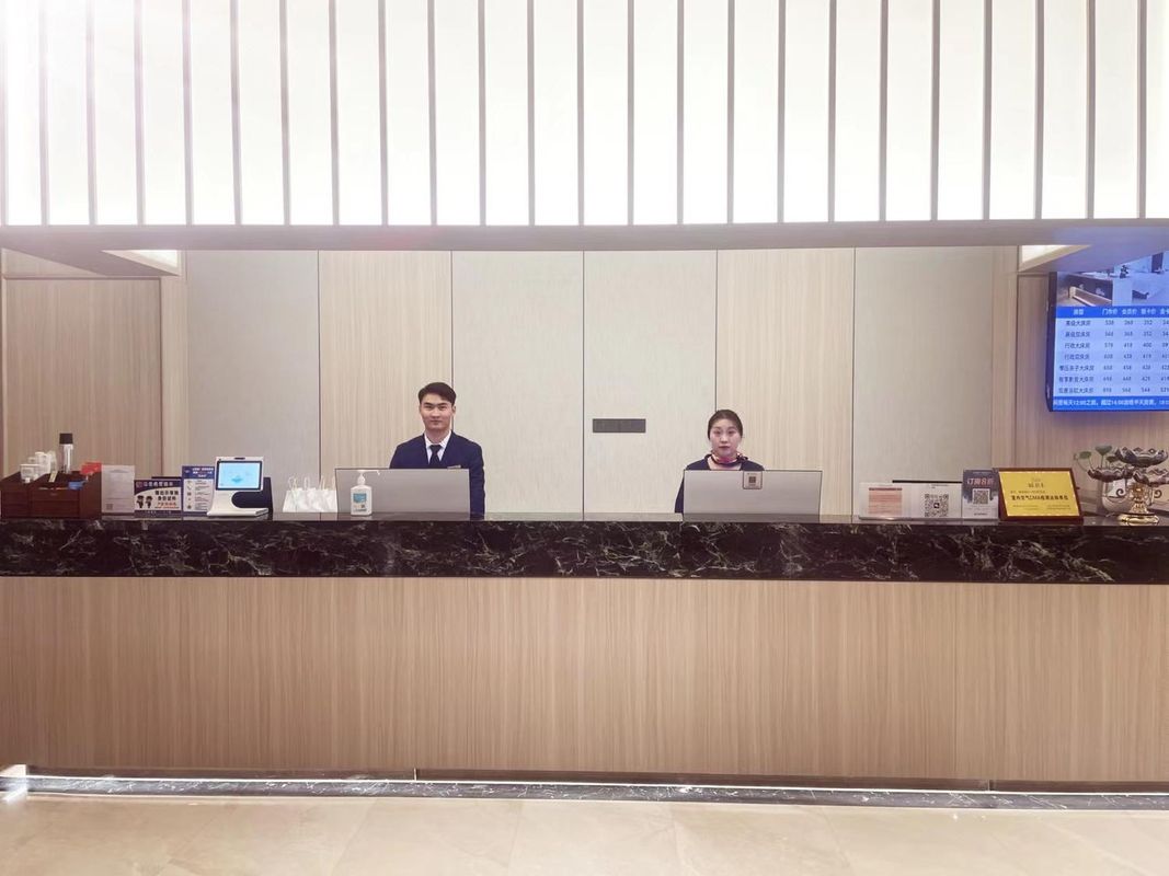 复美酒店(郑州高铁东站郑东商业中心店)